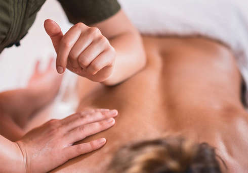 Soin bien-être MASSAGE LOMI LOMI en duo