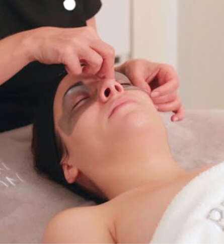 Soin bien-être Eye Lift Plus *