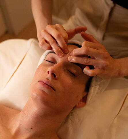 Soin bien-être Soin facialiste sur-mesure