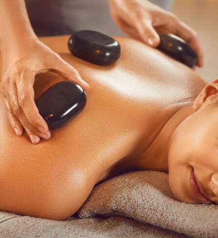 Soin bien-être Massage aux pierres chaudes 1pers.