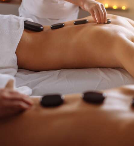 Soin bien-être Massage aux pierres chaudes 2pers.
