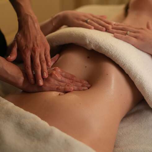 Soin bien-être Diagnostic corps offert + Drainage Renata França 