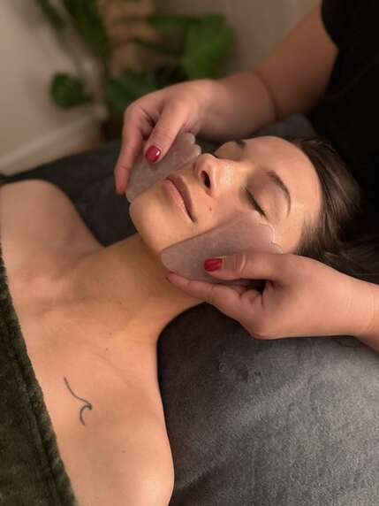 Soin bien-être Soin visage & Gua-Sha 1pers. -NOUVEAUTE-