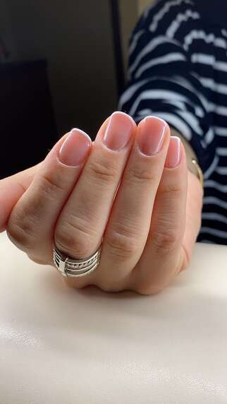 Soin bien-être Onglerie à Agde - Manucure, Gel et semi permanent 