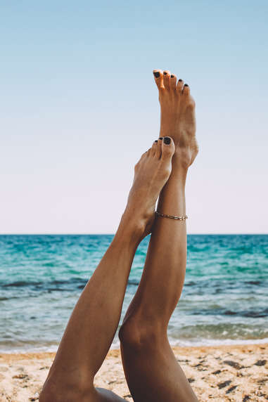 Soin bien-être MISE EN BEAUTE DES PIEDS sans la pose de vernis